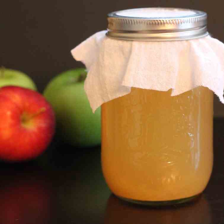 Homemade Apple Cider Vinegar