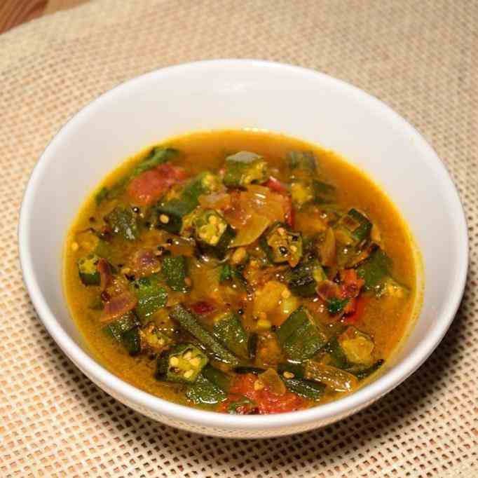 Okra curry