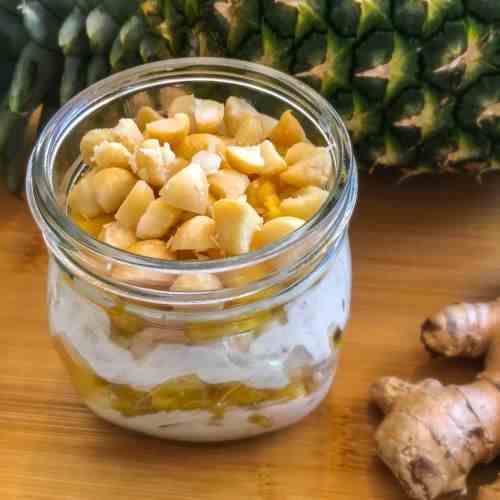 Pineapple-Macadamia Overnight Oats