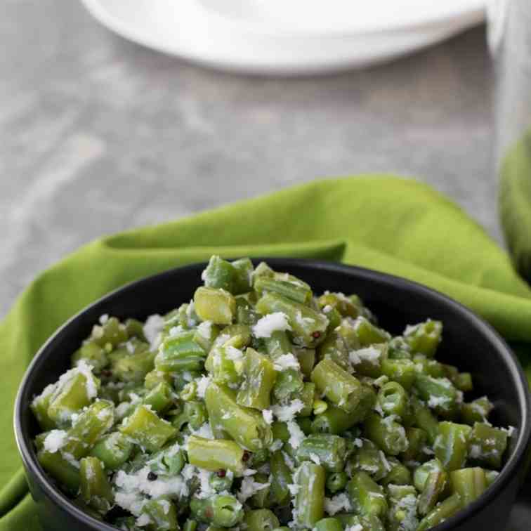 Beans Poriyal (Green Beans With Coconut)