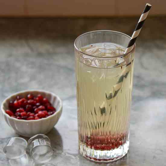Pomegranate Crush Cocktail