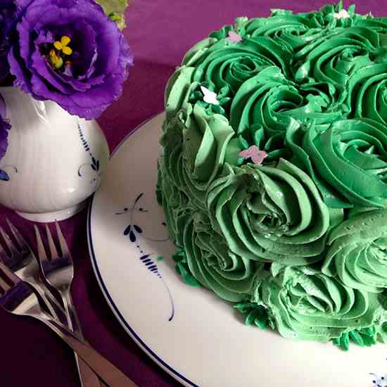 Rosette Swiss Meringue Buttercream Cake