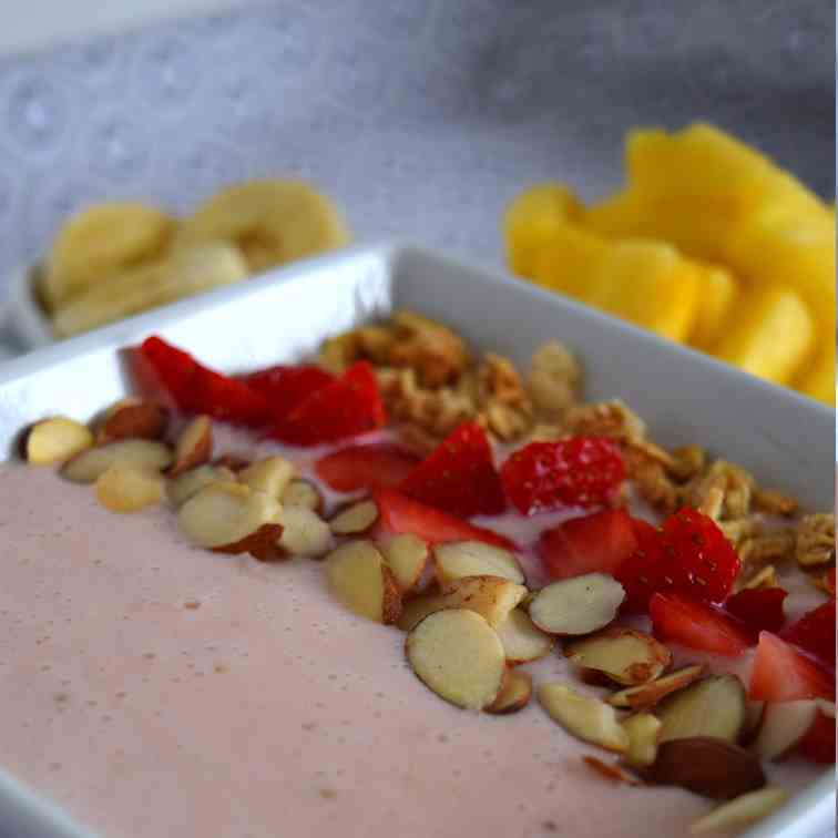 Strawberry Pineapple Banana Smoothie Bowl