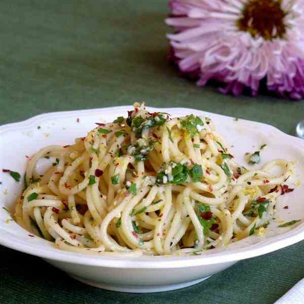 Lemon Garlic and Parm Pasta