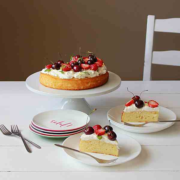 Lemon yogurt cake