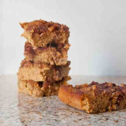 Apple Pumpkin Pie Blondies