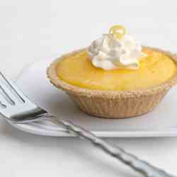 No Bake Mini Lemon Cream Cheese Pies