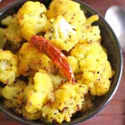 Cauliflower cooked in Five Spices