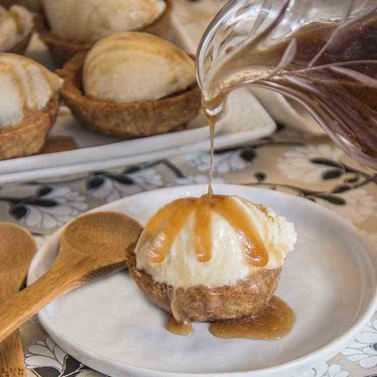 Pumpkin Caramel Cookie Cup Minis