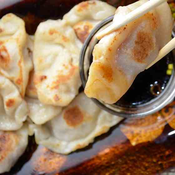 Easy Homemade Chinese Pot Stickers