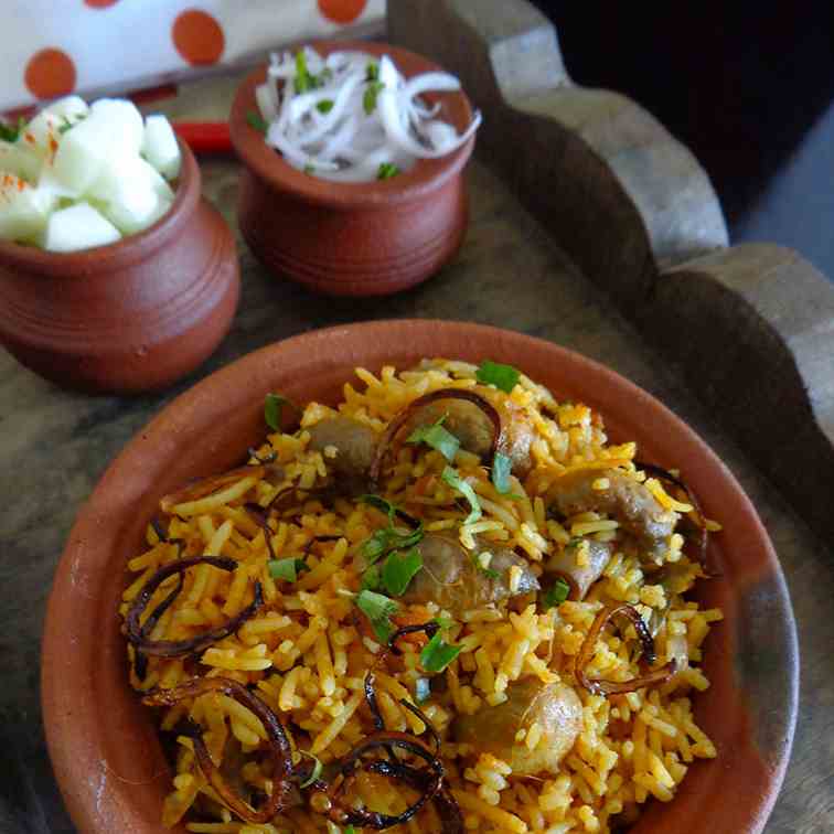 Mushroom biryani 