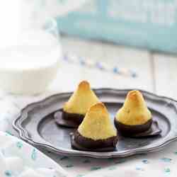 Coconut lime chocolate biscuits