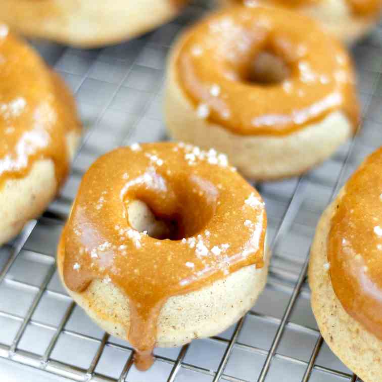 Coffee Cinnamon Protein Doughnuts