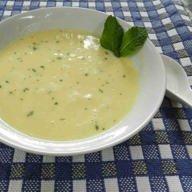 Pineapple Soup with Mint