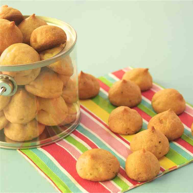 Herbed Cheese Puffs