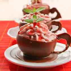 Strawberry mint mousse