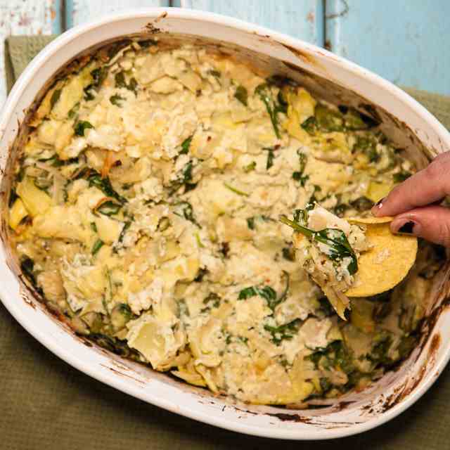 Hot Spinach Artichoke Dip