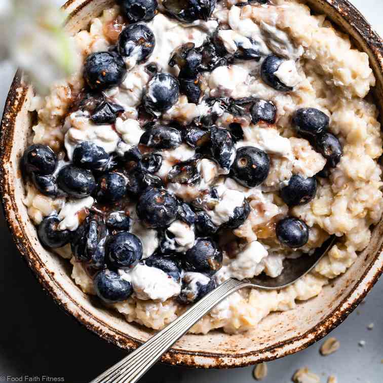 Blueberry Cheesecake Oatmeal 