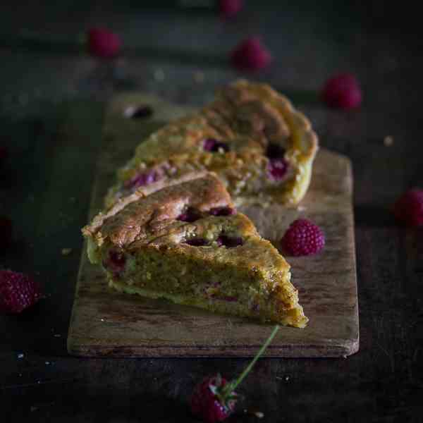 Frangipane raspberry tart