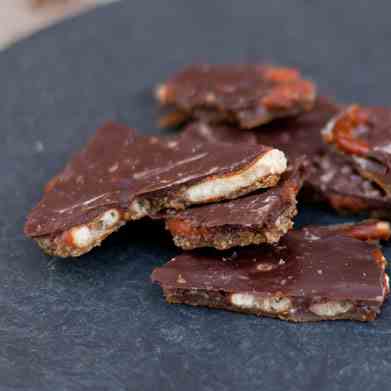 Salted Caramel Chocolate Pretzel Bark