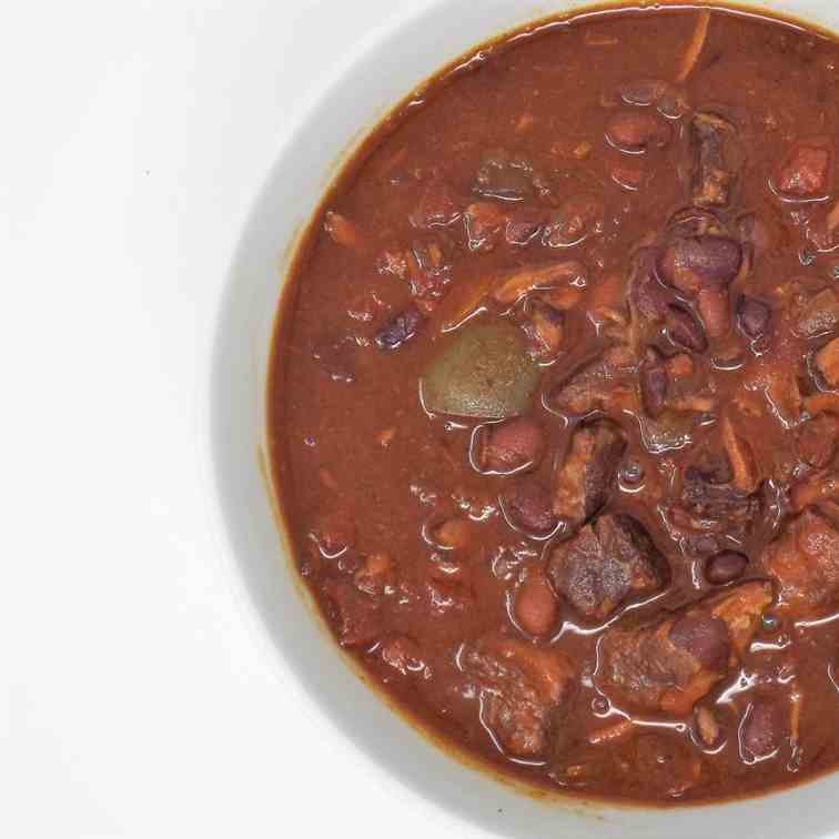 Slow Cooker Beef and Black Bean Chili