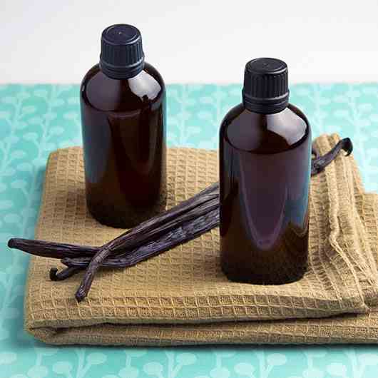 Home-made Vanilla Extract