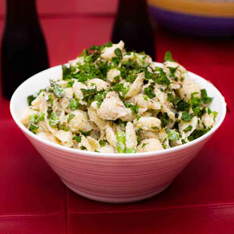 Peas, Asparagus, and Shells Alfredo