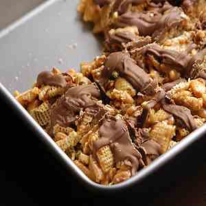 No Bake Peanut Butter Caramel Bars