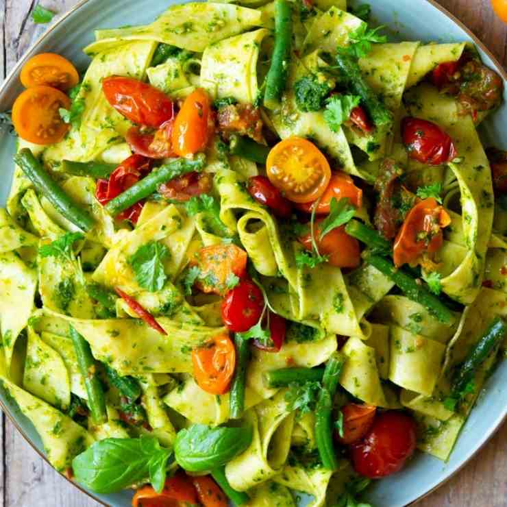 Pasta with Green Beans, Tomatoes - Pesto