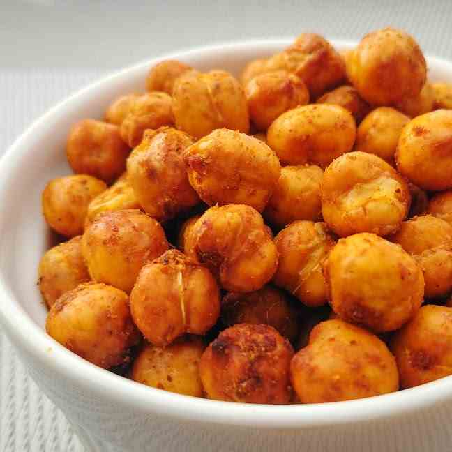 Crispy Curry Chickpeas