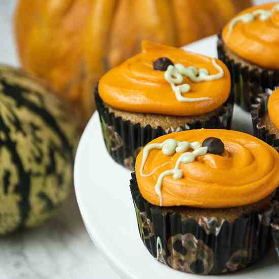 Pumpkin Halloween Cupcakes