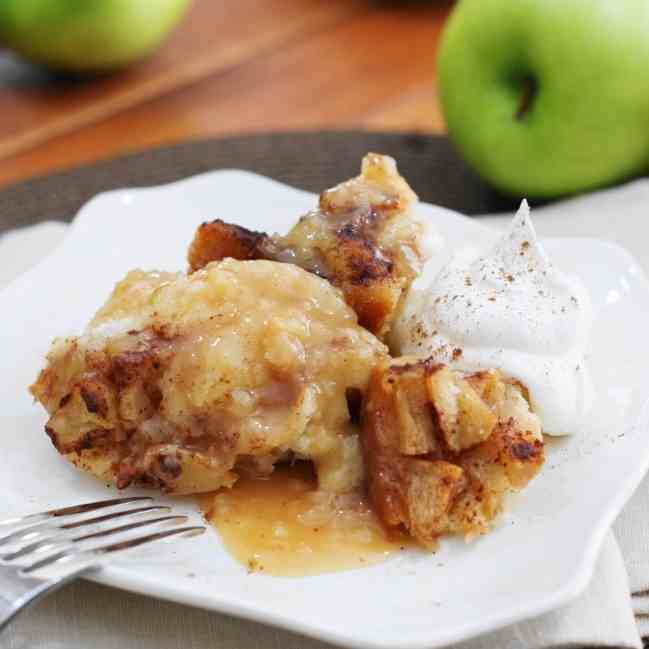 Slow Cooker Apple Pudding Cake