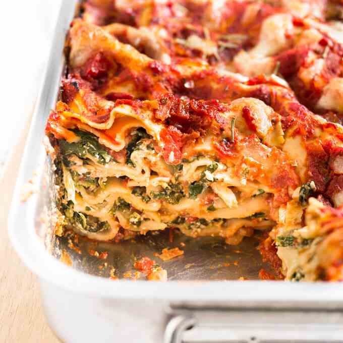 Easy Vegetarian Spinach Lasagna