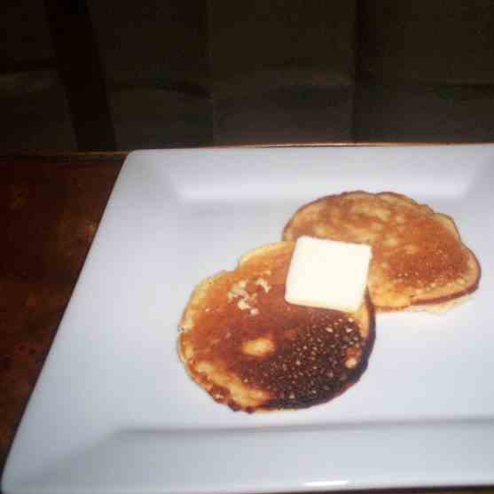 Almond Cheesecake Pancakes