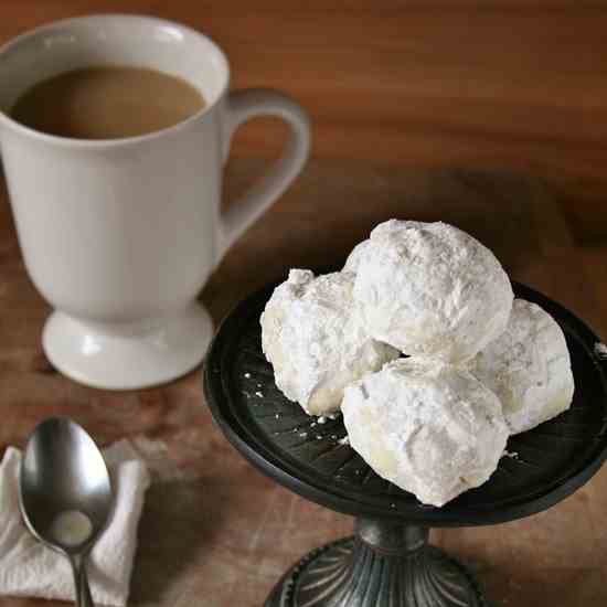 Almond Snowball Cookies