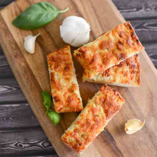 Cheesy Garlic Bread