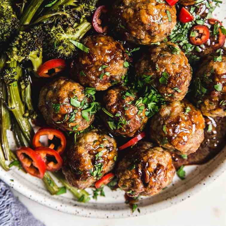 Baked Teriyaki Meatballs with Broccoli