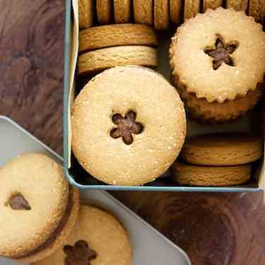 Quinoa and Almond Flour Cookies