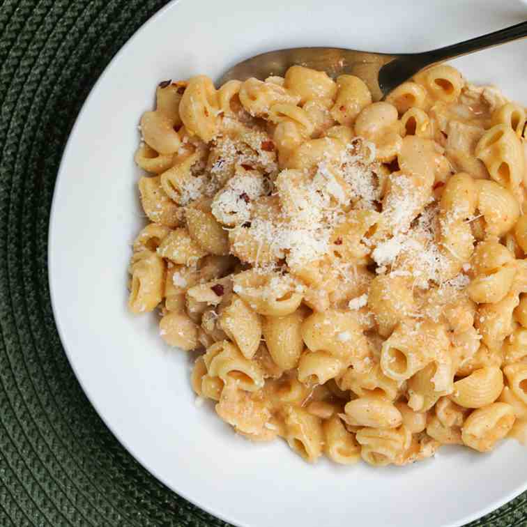 Instant Pot Chicken Pasta with White Beans