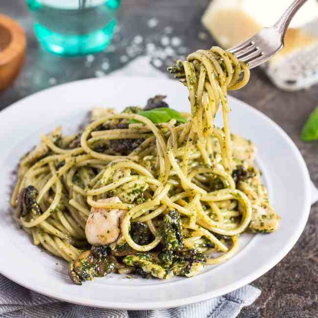 Chicken - Mushroom Pesto Pasta