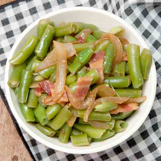 Green Beans with BAcon and Onions