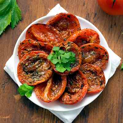 How To Roast Tomatoes