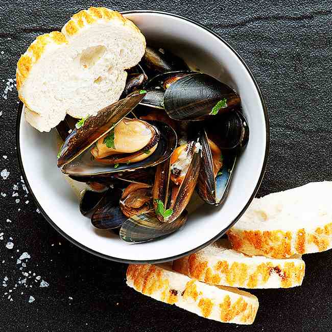 Cream and Bacon Mussels