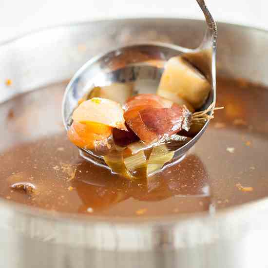 How to make basic beef stock