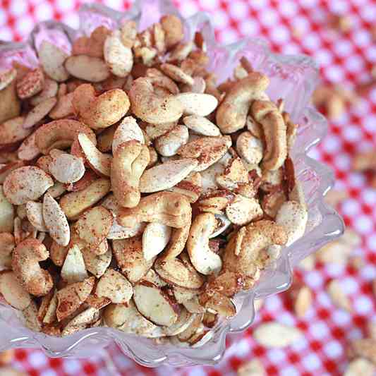 Sweet Chipotle Snack Mix