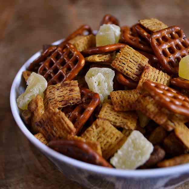 Sweet and Spicy Snack Mix