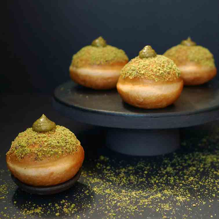 Pistachio Sufganiot