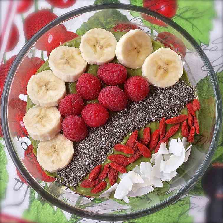 Green Power Smoothie Bowl