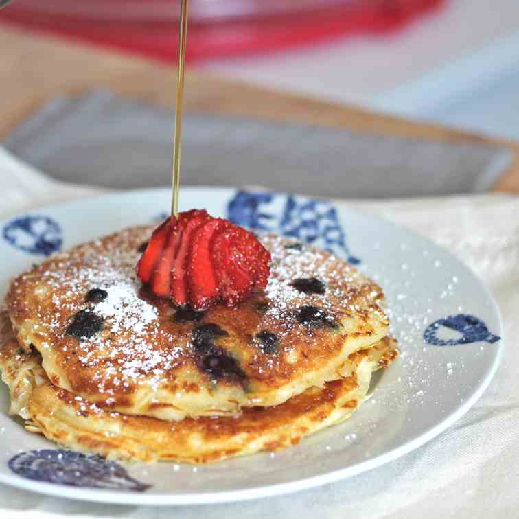 Buttermilk Blueberry Pancake 