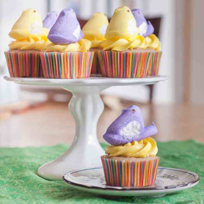 Strawberry Lemonade Peep Cupcakes